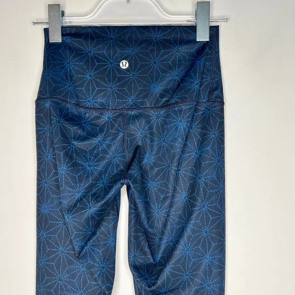 Lululemon Wunder Under Roll Down Pant Size Small - Image 3