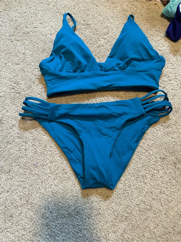 NWOT L*Space Olivia Low Down bikini set teal extra small - Image 2