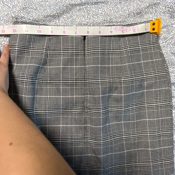 NWOT H&M Women Mini Skirt Black White Houndstooth Size 0 Petite Lined Plaid - Image 6