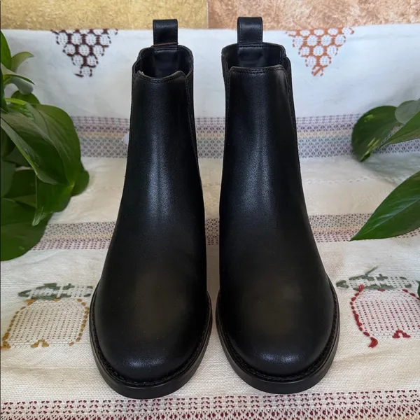 NEW Coach Women’s Meredith Signature Canvas Chelsea Ankle Black Boots, Size 6B - Image 3