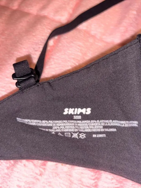 SKIMS Bra - Image 3