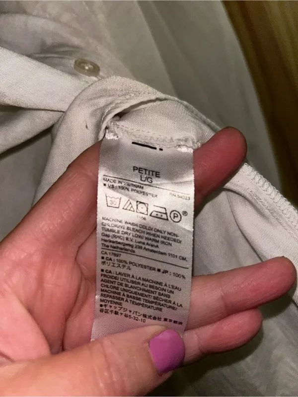 Banana Republic Cream Button-Front Pleated Long-Sleeve Blouse - Image 3