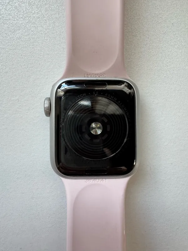 Apple Watch SE 40mm Silver - Image 3