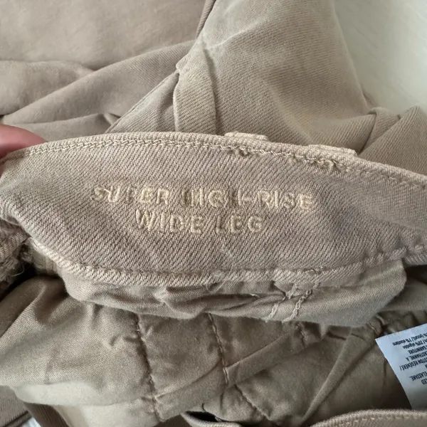 American Eagle Outfitters High-Waist Wide-Leg Jeans in Taupe - Image 5