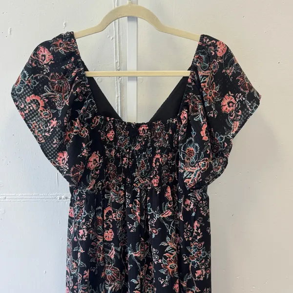 Universal Thread Black Floral Tiered Maxi Dress Small V-Neck Smocked Back Boho - Image 5