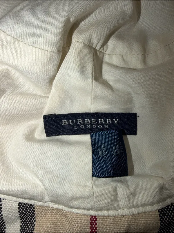 Burberry Plaid Bucket Hat - Image 4