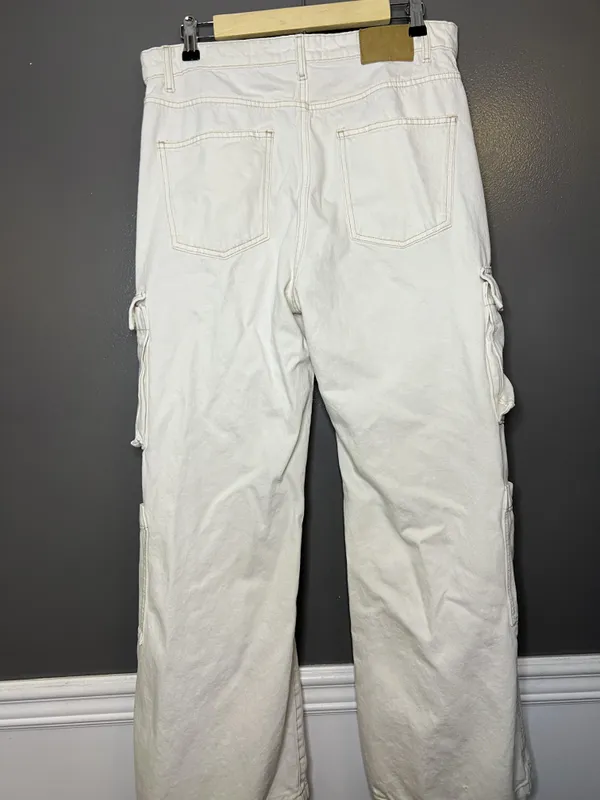 Cotton On Cargo Wide Leg Jeans Womens 10 White Light Wash Relaxed Denim - Image 6