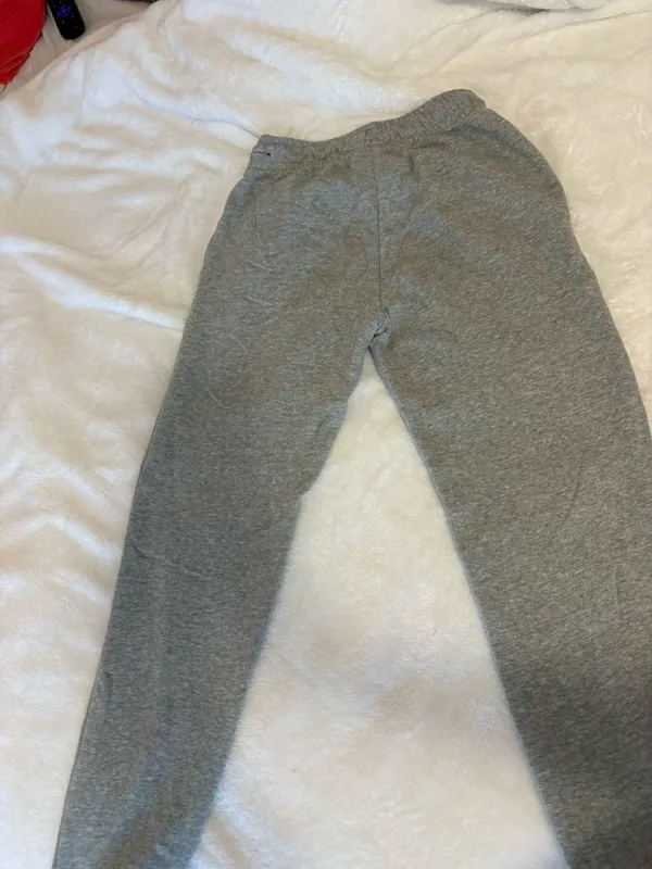 Nike Sweatpants Women’s Grey - Image 3