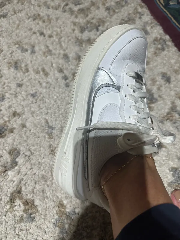 Nike Air Jordan Women’s 7 - Image 3