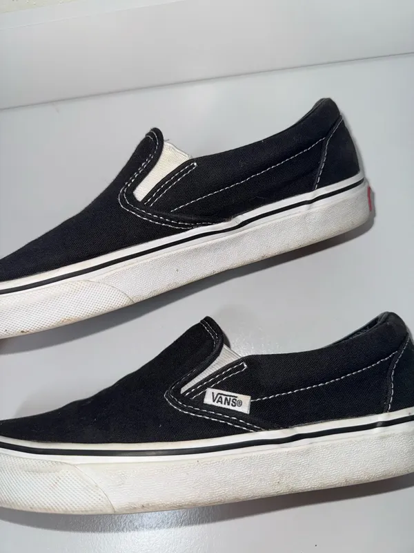 Vans Classic Asher Slip-on Sneakers Black Canvas - Image 6