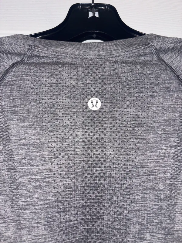 Lululemon Swiftly Tech - Image 3