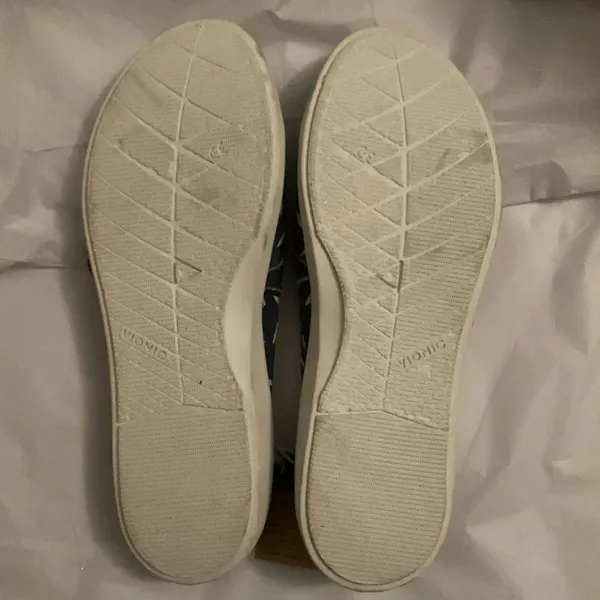 NWOT Vionic Womens 8.5 Malibu Slip on Sneaker Pink - Image 10