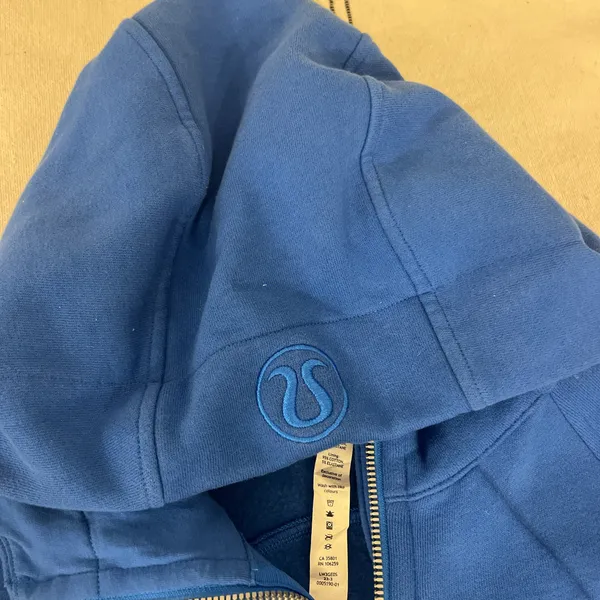 Lululemon Scuba Zip-Up Hoodie - Image 3