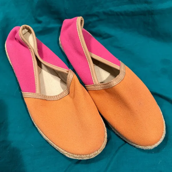 NWOT Annie Pinky color block canvas slip ons pink & orange sz 9 - Image 2