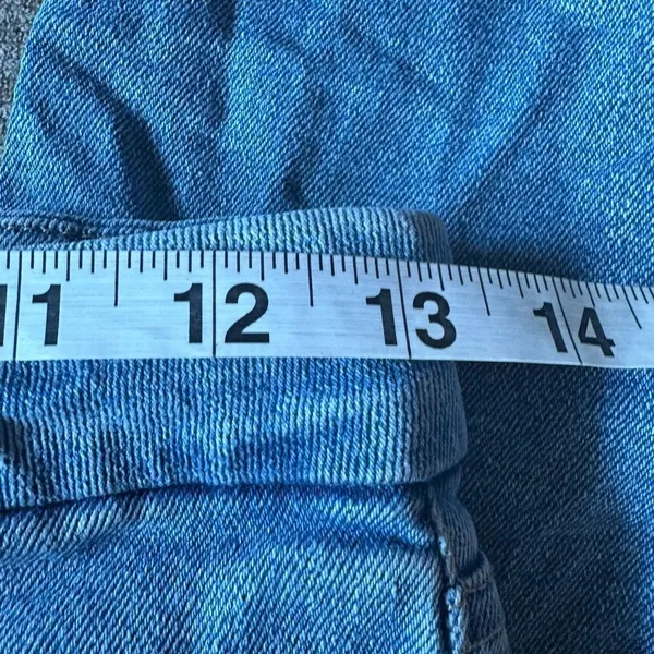 Good American distressed straight leg jeans 2/26 - Image 8