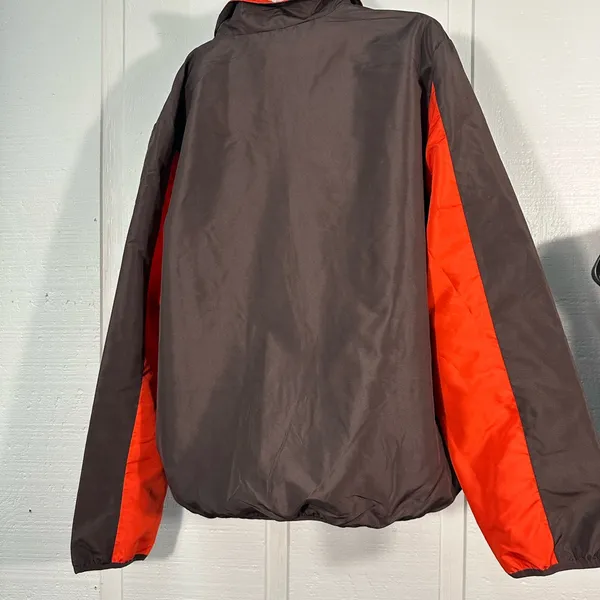 NFL Cleveland Browns 1/4 Zip Windbreaker Size XL NWOT - Image 4