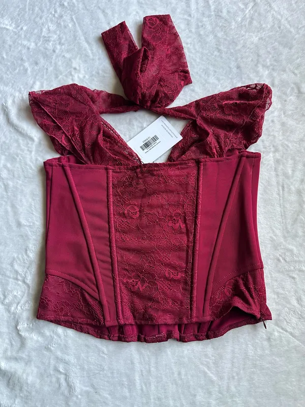 Outcast Clothing Philippa Top Deep Red - Image 7