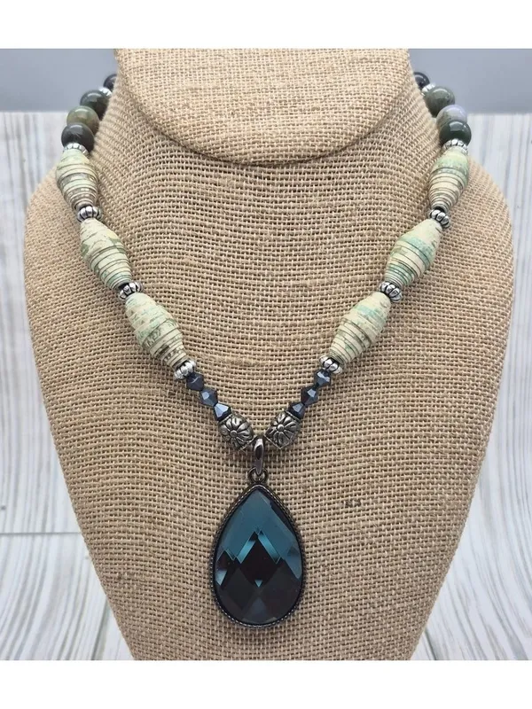 Artisan Black Green Bead & Faux Paper Bead Collar Teardrop Pendant Necklace 16" - Image 5