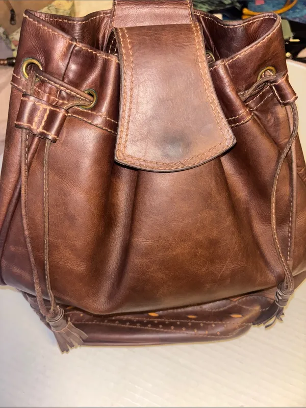CARTUJANO de ESPANA VINTAGE DARK BROWN LEATHER DRAWSTRING BUCKET BAG - Image 11