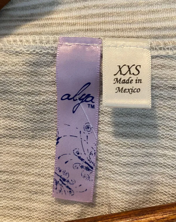 Francesca's NWT Alyas ( ) blouse size XXS heather gray - Image 5