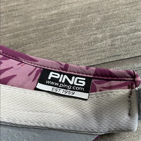 Ping Purple and Pink Leaf Pattern Visor - Image 7