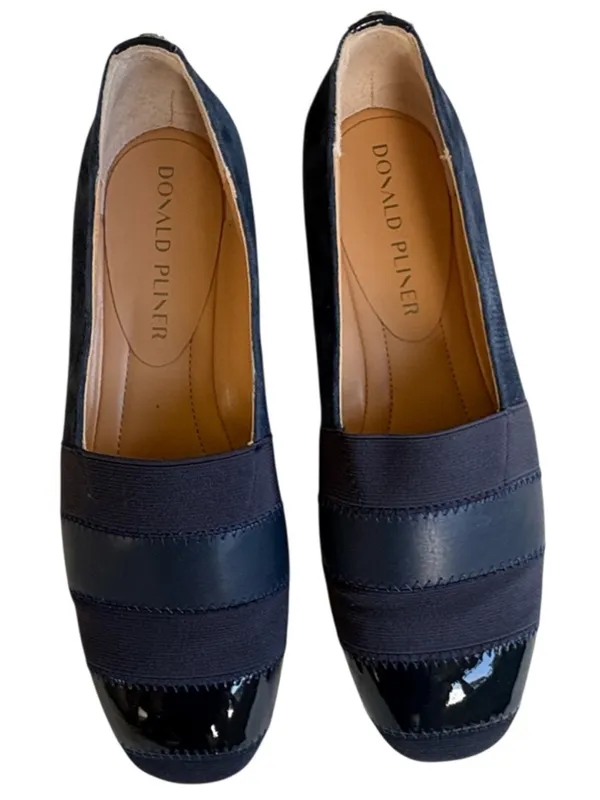 EUC Donald Pliner Leather May Loafers Navy Size 6 - Image 2