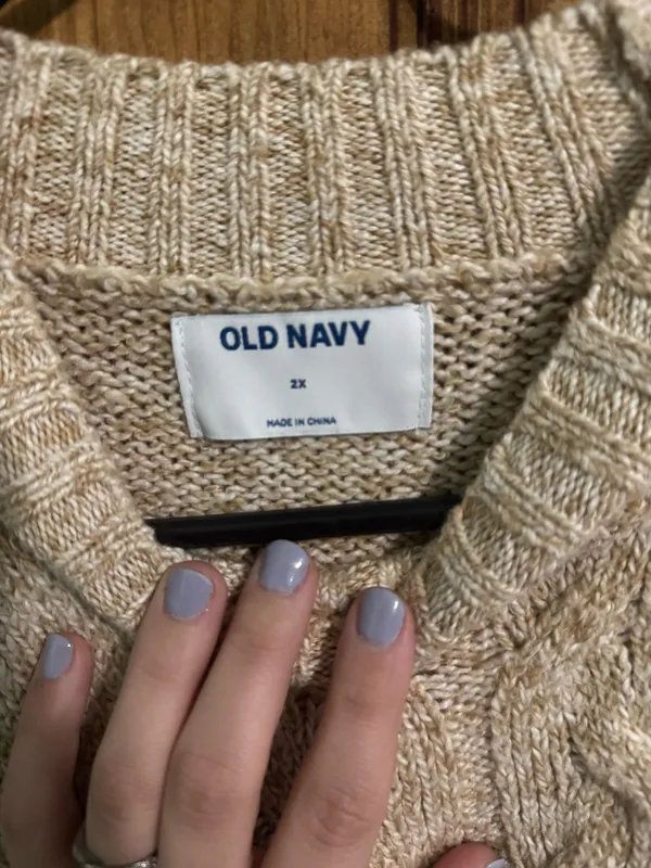 Old Navy Sweater - Image 3