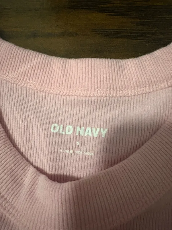 Pink Old Navy Top - Image 3