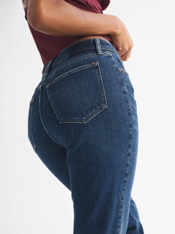 NWT Abercrombie & Fitch Women's The ‘90s Straight Ultra High Rise Size 31/12R - Image 5