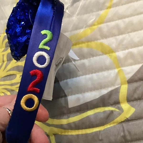 NWT Disney Parks 2020 Minnie Mouse Multi-color ears headband blue sequin bow - Image 3