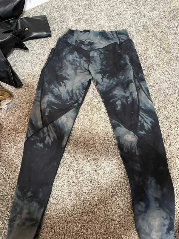 Alphalete Leggings - Image 2