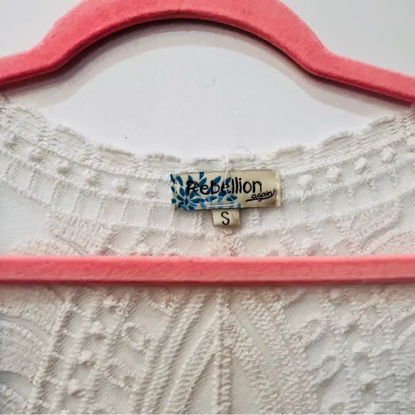 Rebellion white lace cardigan duster size small floral - Image 3