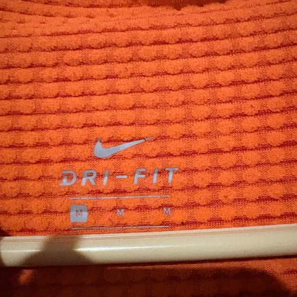 Nike Thermal Waffle-Knit Half-Zip Pullover - Athletic Performance Running Top - Image 3