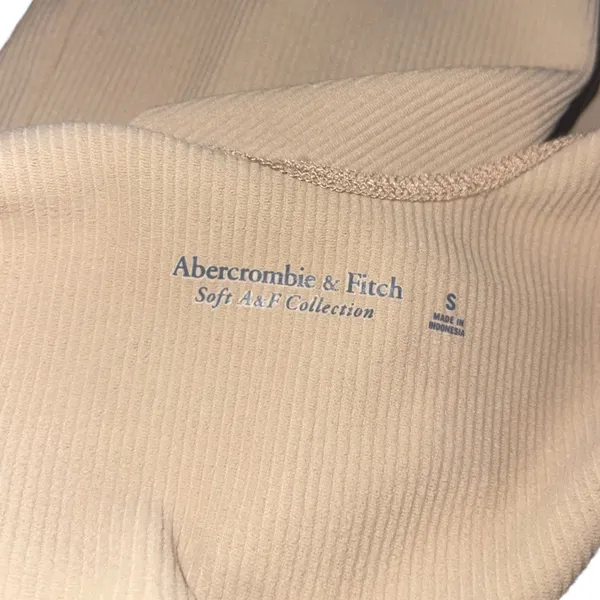 Abercrombie & Fitch Soft Collection Fit To Flatter Ribbed Mini Spaghetti Dress - Image 3