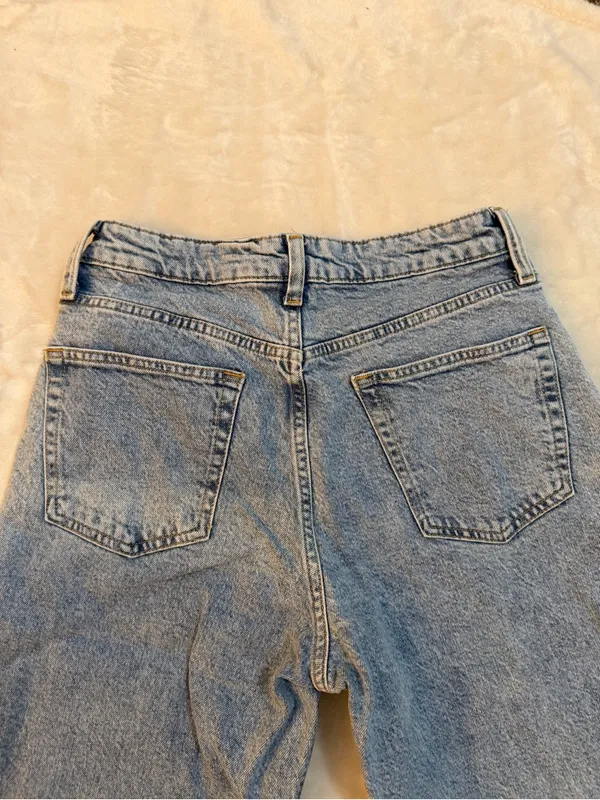 H&M Pale Blue Straight Leg button fly Jeans - Image 5