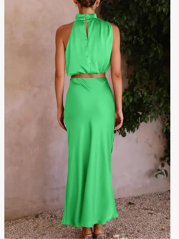High-Waist Green Maxi Skirt Set with Draped Halter Top - Image 4