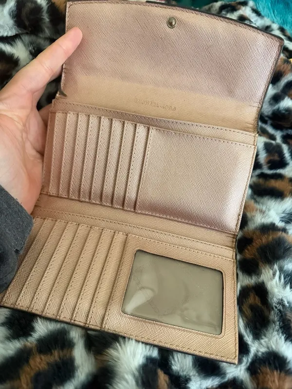 MK Rose Gold Wallet - Image 4