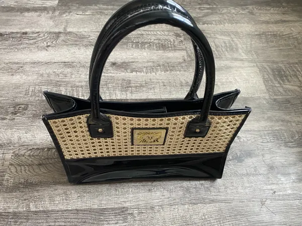 Anne Klein - Image 2
