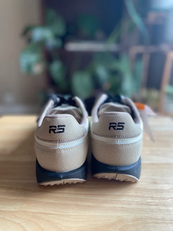 RS Performance Sneakers Size 6 - Image 3