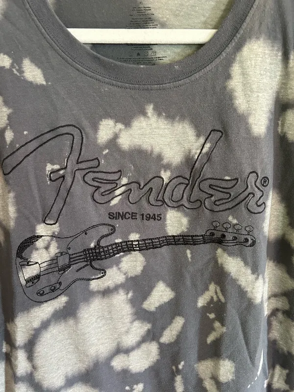 Fender tee Gray Size XL - Image 2