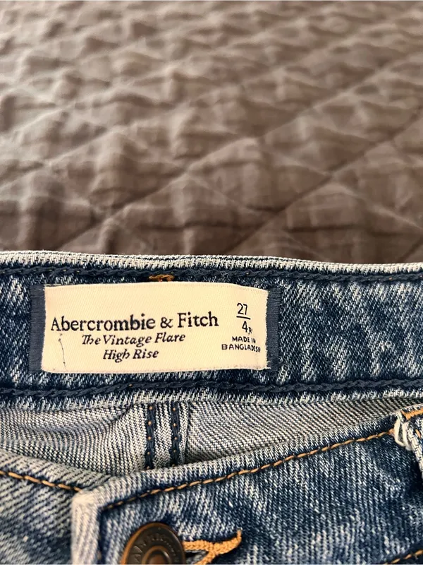 Abercrombie & Fitch Vintage Flare High Rise Jeans Sz 4 27 - Image 2