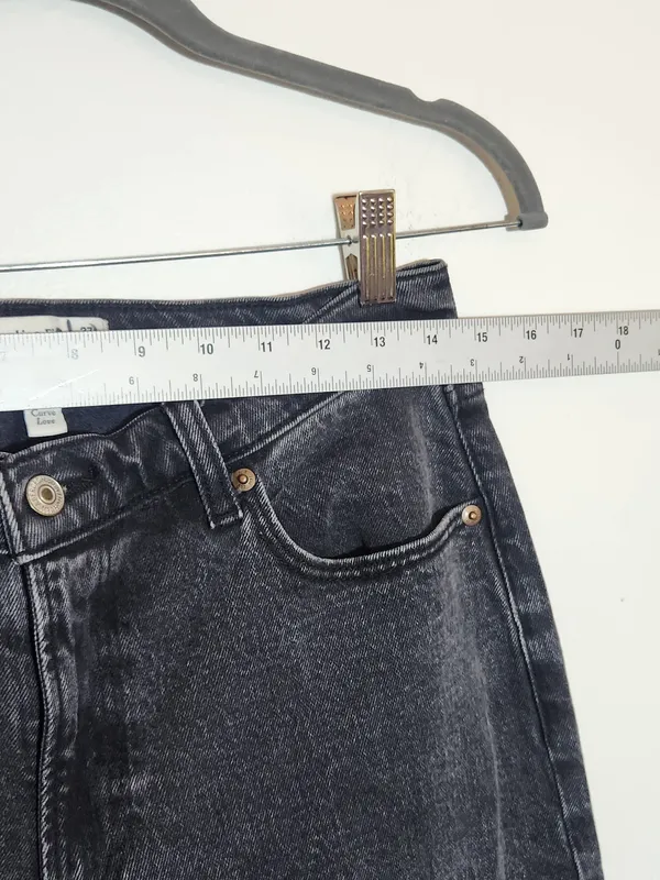 Abercrombie & Fitch Black The Baggy Low Rise Jeans Cut-off Hem Size 27/Size 4 - Image 5