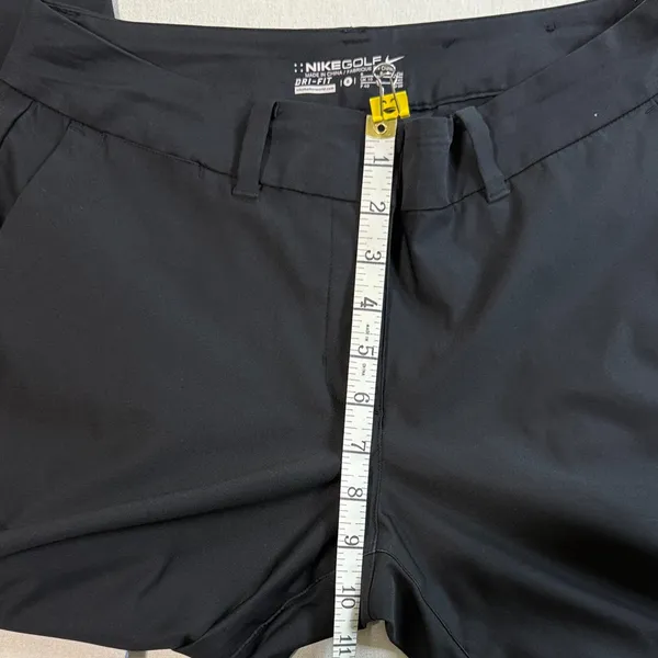 Nike Women's Dark Black Capris - Image 4