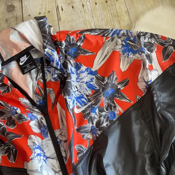 Nike Floral Sportswear Windrunner Black/Red Funnel Neck Jacket NWOT - Image 8
