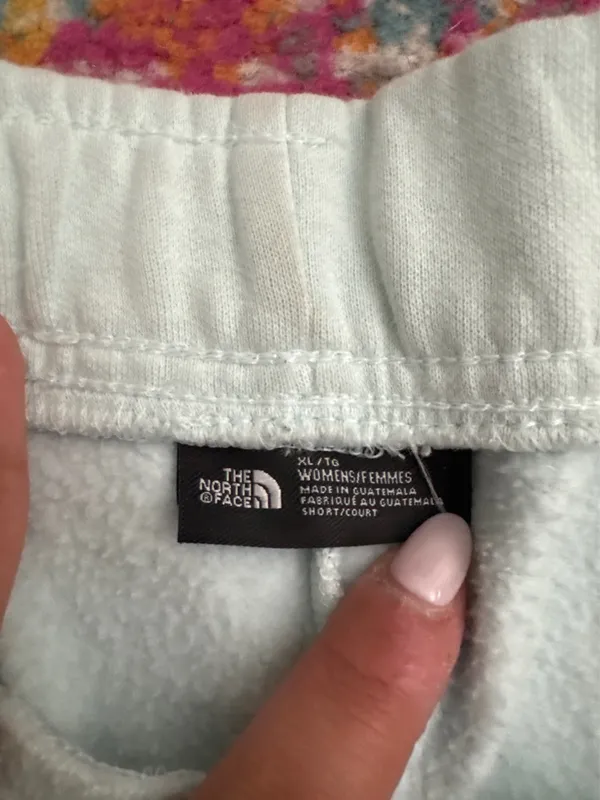 North face shorts - Image 2