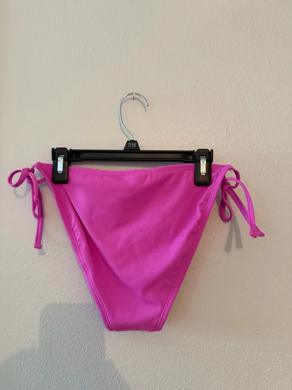 NEVER WORN Shade & Shore Bikini Set Magenta - Image 6
