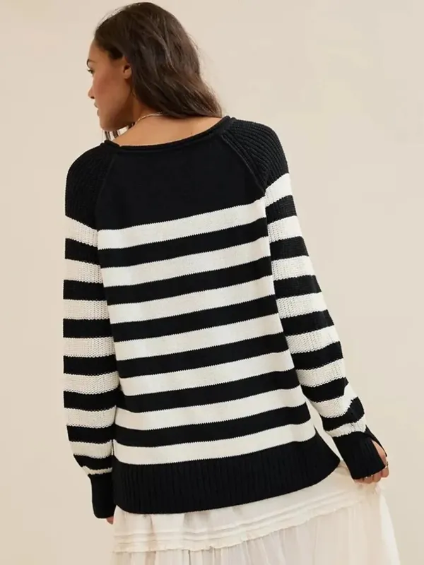Aerie black and white striped sweater - Image 2