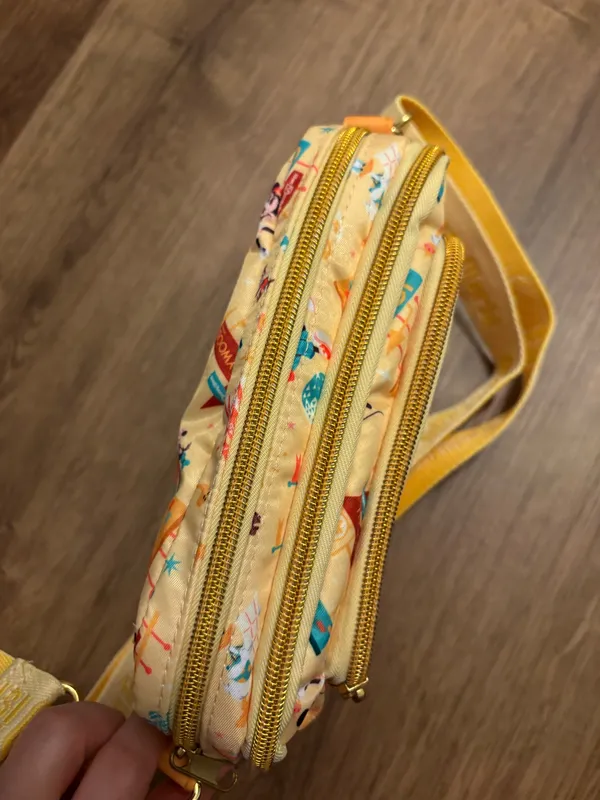 Disney Play in the Park Bag Convertible Belt Bag - Image 3