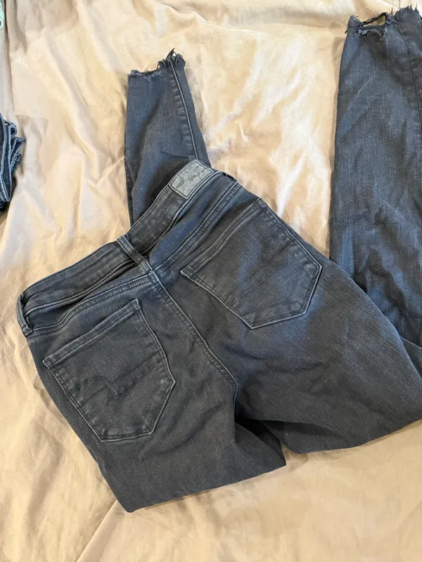 American Eagle Distressed Black Denim Jeans - Image 2