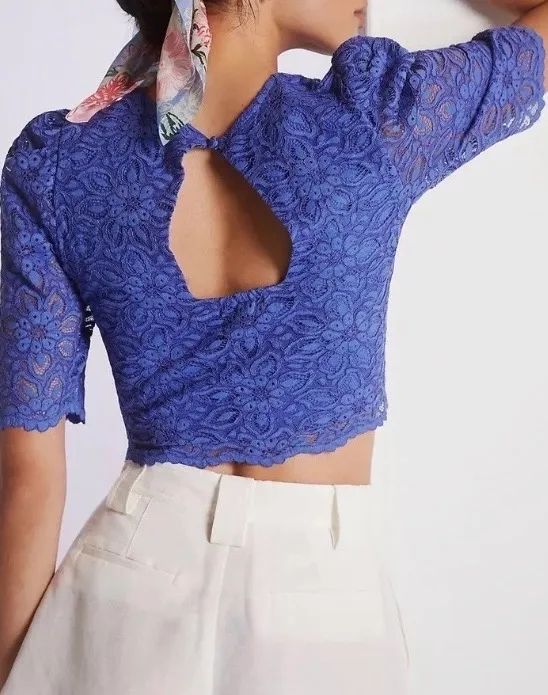 Maeve by Anthropologie Blue Lace Tie-Front Crop Top Puff Sleeve Size 2 - Image 2